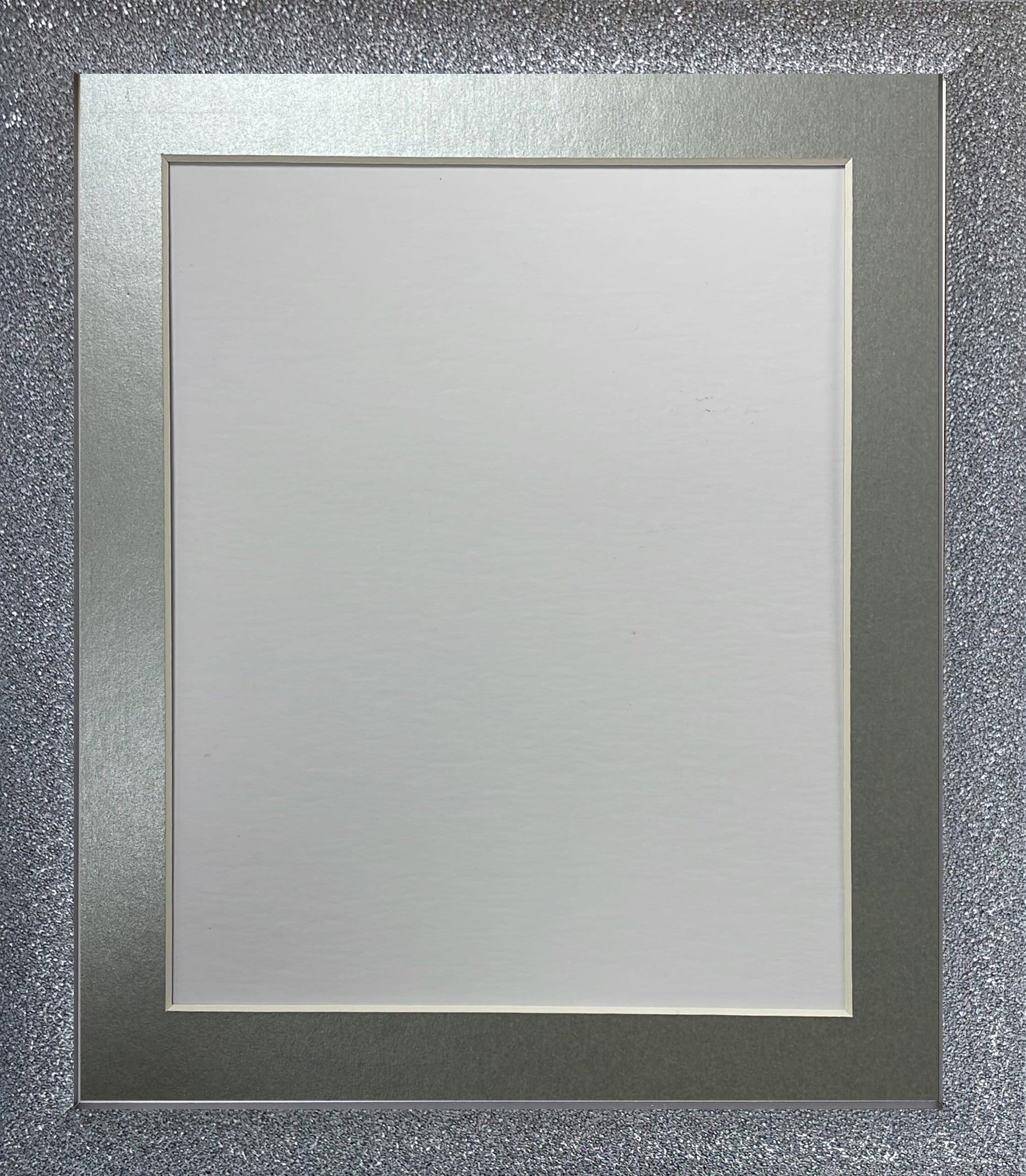 Glitz Gunmetal Frame