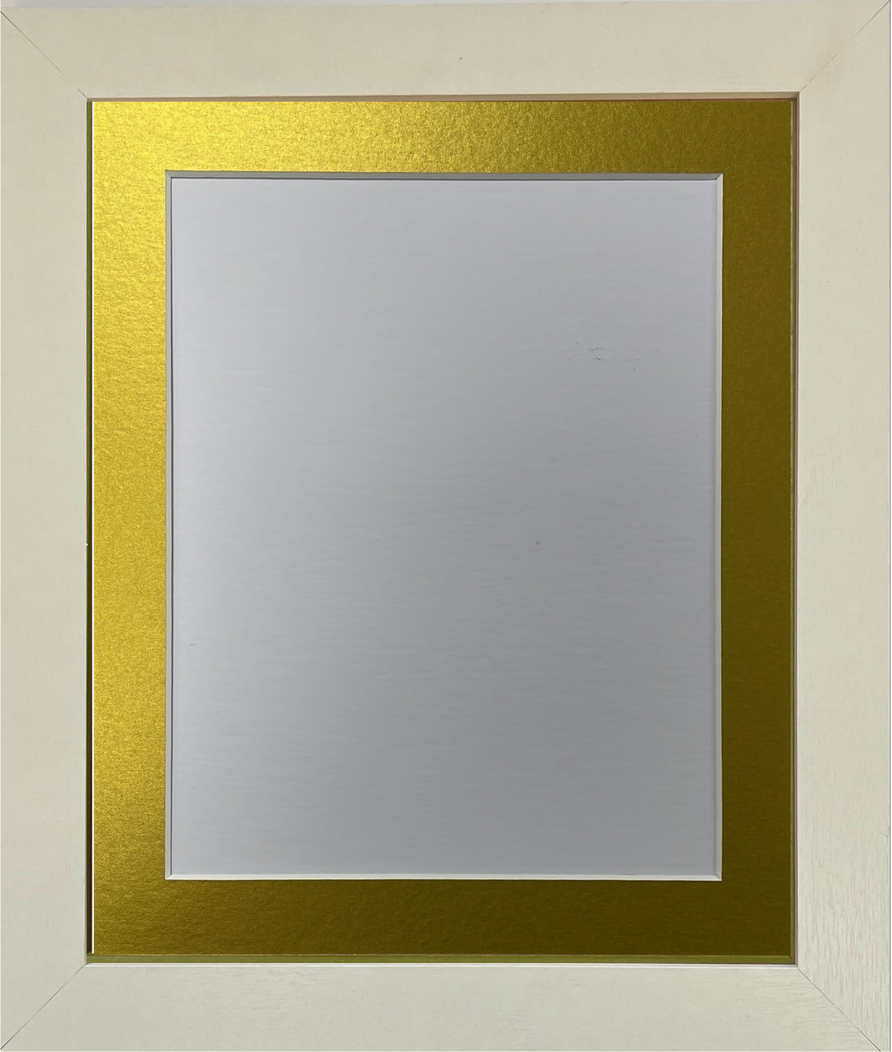 Studio White Frame