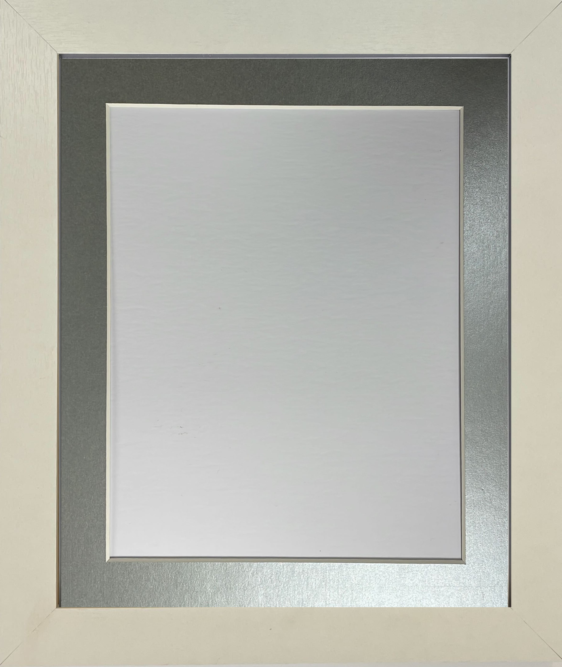 Studio White Frame