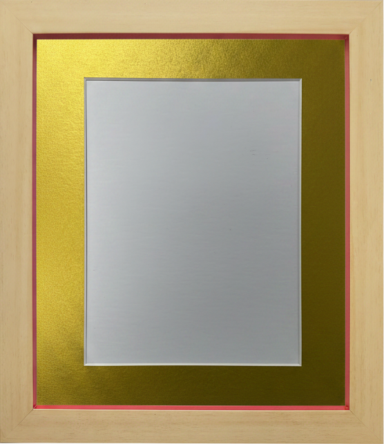 Magnus Red Frame